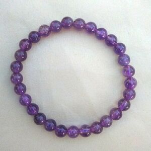 Handmade Amethyst starchy Bracelet. For Love and Healing.